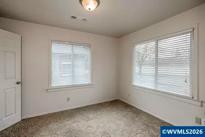 390 McNary Av NW, Salem, OR 97304 - Photo 7