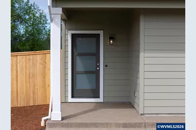 213 NW Royal Av, Dallas, OR 97338 - Photo 9