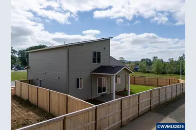 213 NW Royal Av, Dallas, OR 97338 - Photo 37