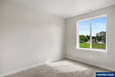 213 NW Royal Av, Dallas, OR 97338 - Photo 27