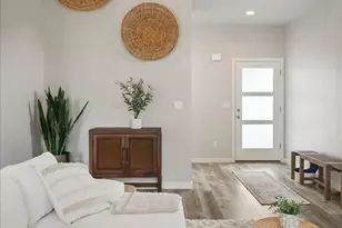 213 NW Royal Ave, Dallas, OR 97338 - Photo 7