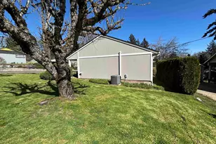 790 Hansen Dr S, Salem, OR 97302 - Photo 37