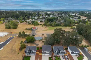 238 NW Newcastle St, Dallas, OR 97338 - Photo 33