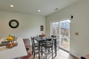 1986 NW 23rd St, McMinnville, OR 97128 - Photo 7