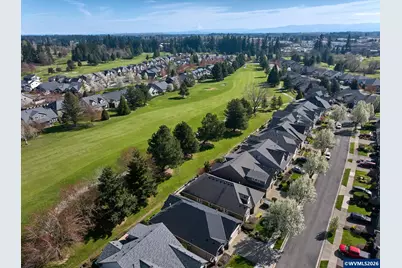 693 Fairwood, Woodburn, OR 97071 - Photo 39