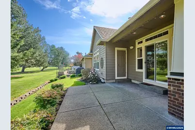 693 Fairwood, Woodburn, OR 97071 - Photo 33