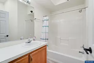 3452 Lake Vanessa Cir NW, Salem, OR 97304 - Photo 37