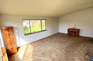29543 NE Pheasant Ave, Corvallis, OR 97333 - Photo 5