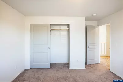 4680 Glacier Meadows Lp, Springfield, OR 97478 - Photo 37