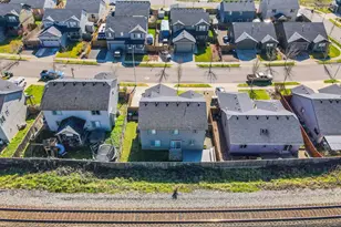 4680 Glacier Mdws Lp, Springfield, OR 97478 - Photo 11