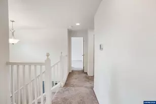 4680 Glacier Mdws Lp, Springfield, OR 97478 - Photo 41