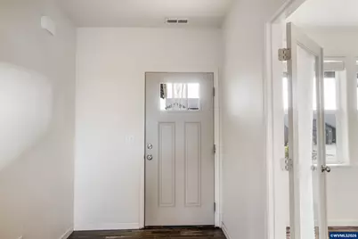 4680 Glacier Meadows Lp, Springfield, OR 97478 - Photo 19