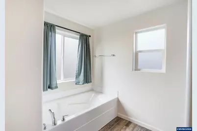 4680 Glacier Meadows Lp, Springfield, OR 97478 - Photo 49