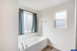 4680 Glacier Mdws Lp, Springfield, OR 97478 - Photo 49