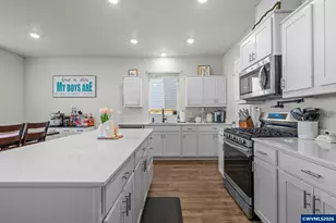 441 Himalaya St. NE, Salem, OR 97301 - Photo 13