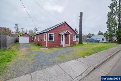 1132 2nd Av, Sweet Home, OR 97386 - Photo 1