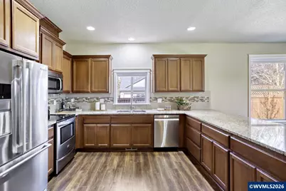 2141 Thomas Way, Hubbard, OR 97032 - Photo 11