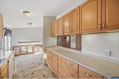 450 SE Lacreole Dr #128, Dallas, OR 97338 - Photo 15