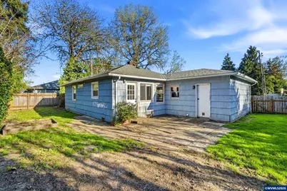 2015 NW Beca Av, Corvallis, OR 97330 - Photo 15