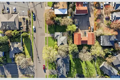 2015 NW Beca Av, Corvallis, OR 97330 - Photo 19