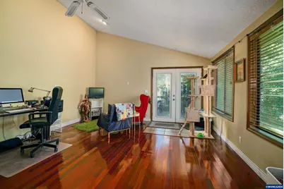 692 Fanny Ct SE, Salem, OR 97301 - Photo 17