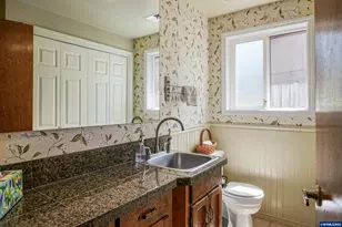 692 Fanny Ct NE, Salem, OR 97301 - Photo 7