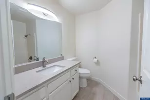 384 Lower Lavista Ct NW, Salem, OR 97304 - Photo 37