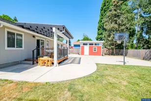 901 W Vine St, Lebanon, OR 97355 - Photo 31