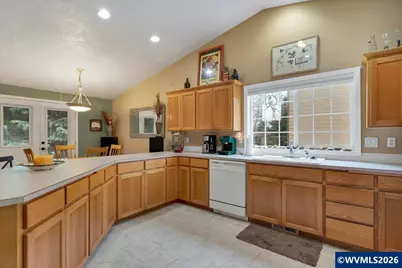 4233 Heavens Av S, Salem, OR 97302 - Photo 9