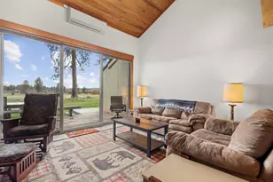 12900 Hawks Beard, Sisters, OR 97759 - Photo 11