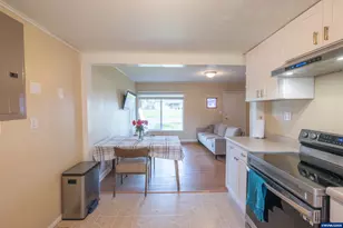 1447 Filbert St, Lebanon, OR 97355 - Photo 5