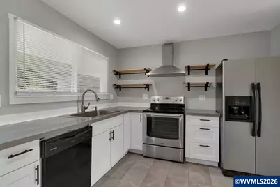 455 Marino Dr N, Keizer, OR 97303 - Photo 15