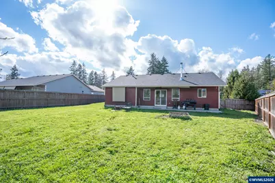 1944 37th Cir, Sweet Home, OR 97386 - Photo 29