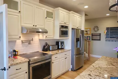 9754 Willamette St, Aumsville, OR 97325 - Photo 9