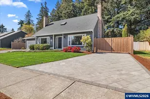 8685 SW Wilson Ln, Wilsonville, OR 97070 - Photo 3