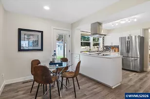 8685 SW Wilson Ln, Wilsonville, OR 97070 - Photo 11