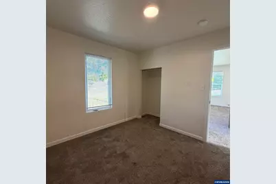 5351 Osage St, Sweet Home, OR 97386 - Photo 11