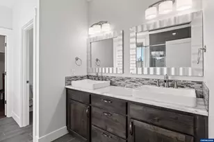 1777 Bryans Pl NW, Albany, OR 97321 - Photo 17