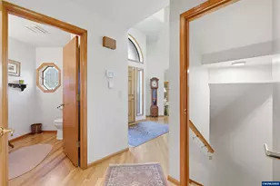 2153 NW Kari Pl, Corvallis, OR 97330 - Photo 25