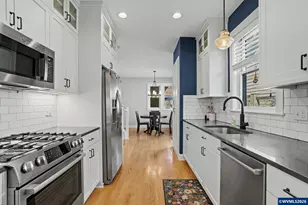 1760 Gwinn Street E, Monmouth, OR 97361 - Photo 17