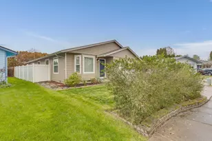 3221 SE Hathaway Dr, Corvallis, OR 97333 - Photo 5