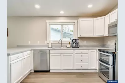 3221 SE Hathaway Dr, Corvallis, OR 97333 - Photo 17