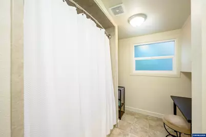 119 NE Kingwood Dr, McMinnville, OR 97128 - Photo 25