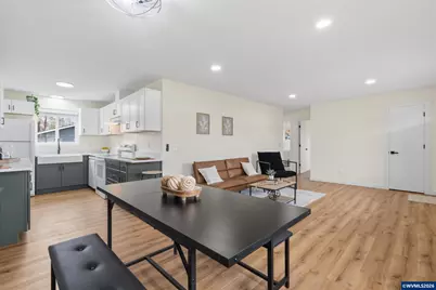 308 S 24th Av, Philomath, OR 97370 - Photo 7