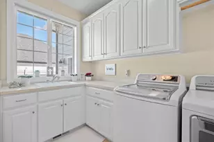 1683 Olympia Ct NW, Salem, OR 97304 - Photo 27