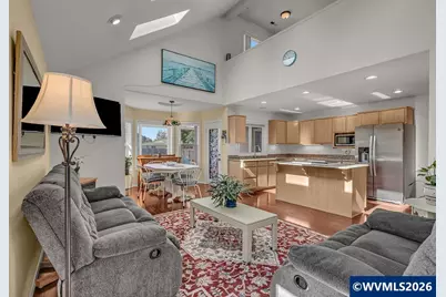 921 Hermanson St, Woodburn, OR 97071 - Photo 17