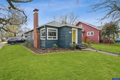 410 23rd St SE, Salem, OR 97301 - Photo 1