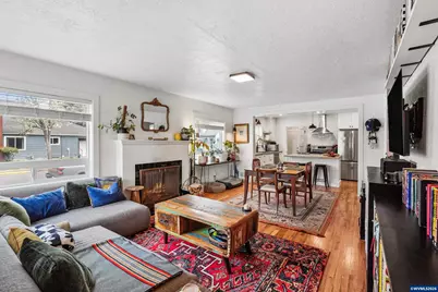 410 23rd St SE, Salem, OR 97301 - Photo 3