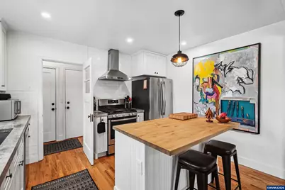 410 23rd St SE, Salem, OR 97301 - Photo 7