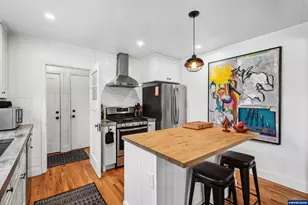 410 23rd St SE, Salem, OR 97301 - Photo 7